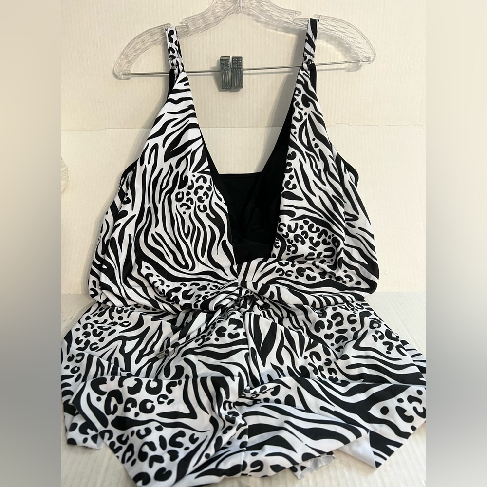 Aumora Stylish One Piece Zebra Print Women's Swimsuit